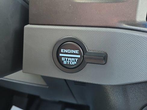 Used 2024 Ford Bronco Black Diamond AWD/4WD image 50