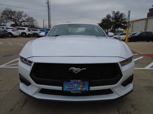 Used 2024 Ford Mustang Coupe image 2