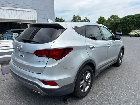 Used 2017 Hyundai Santa Fe Sport FWD image 6