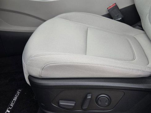 New 2026 Hyundai Tucson SEL image 17