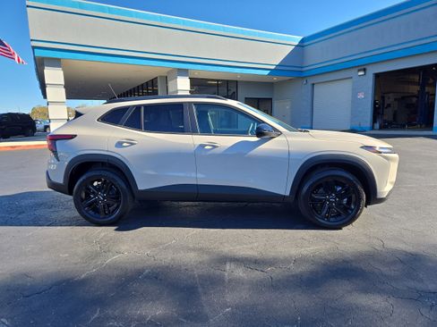 New 2026 Chevrolet Trax ACTIV w/ Driver Confidence Package image 3