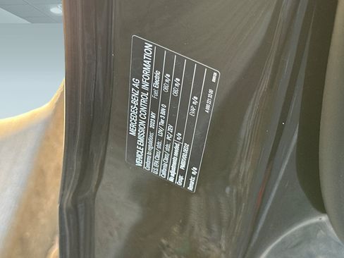 Certified 2023 Mercedes-Benz EQS 580 4MATIC Sedan image 26