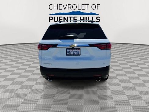 Used 2023 Chevrolet Traverse LT FWD image 7