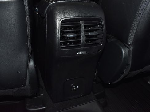 Used 2022 Ford Escape Titanium w/ Class II Trailer Tow Package AWD/4WD image 19