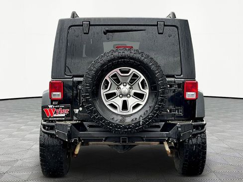 Used 2015 Jeep Wrangler Unlimited Rubicon AWD/4WD image 5