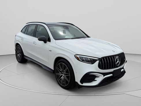 Used 2025 Mercedes-Benz GLC 43 AMG 4MATIC image 7