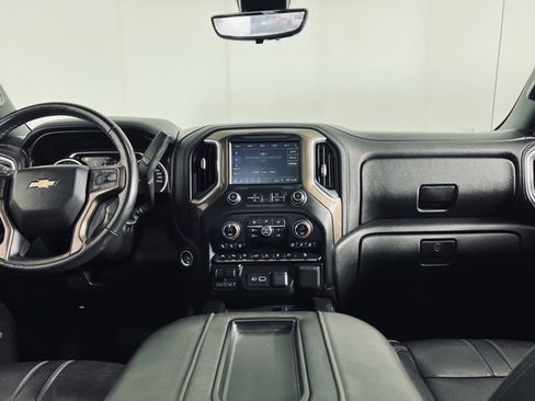 Used 2019 Chevrolet Silverado 1500 High Country image 35