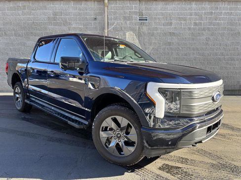 Used 2022 Ford F150 Lightning Lariat w/ Tow Technology Package image 1