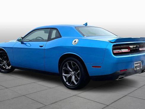 Used 2019 Dodge Challenger SXT w/ Plus Package image 10