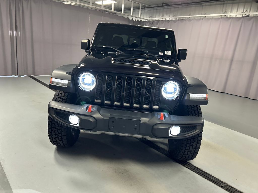 Used 2020 Jeep Gladiator Mojave w/ Dual Top Group AWD/4WD image 2
