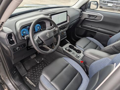 Certified 2025 Ford Bronco Sport Outer Banks w/ Outer Banks Tech Package+ AWD/4WD image 22