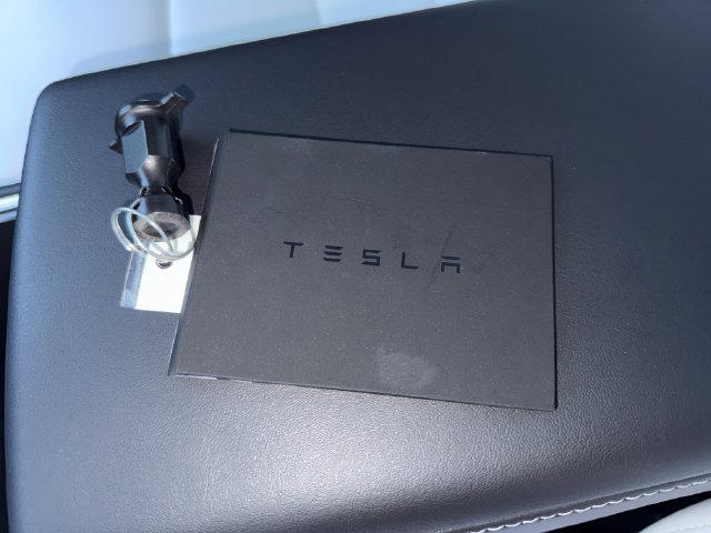 Used 2024 Tesla Model Y Performance AWD/4WD image 29