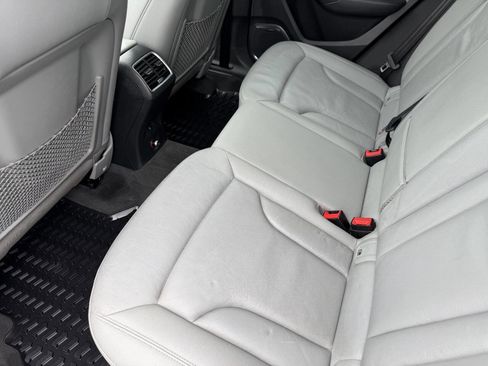 Used 2016 Audi Q3 2.0T Prestige AWD/4WD image 23