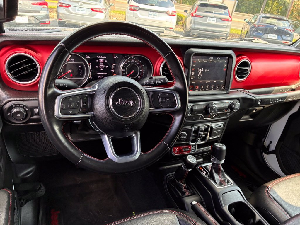 Used 2022 Jeep Wrangler Unlimited Rubicon AWD/4WD image 32