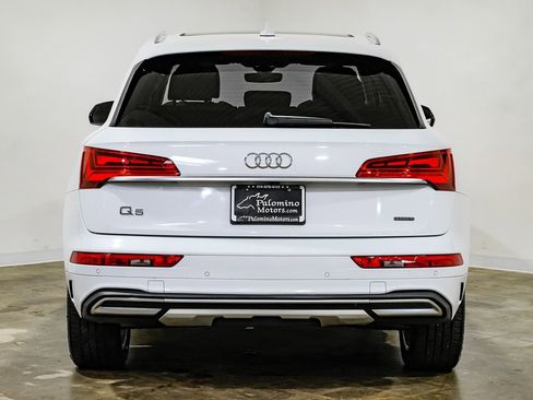 Used 2021 Audi Q5 Prestige w/ Prestige Package image 9