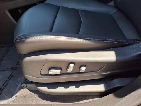 Certified 2024 Cadillac XT5 Premium Luxury FWD image 21