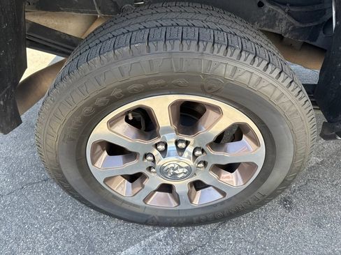 Used 2021 RAM 3500 Limited AWD/4WD image 16