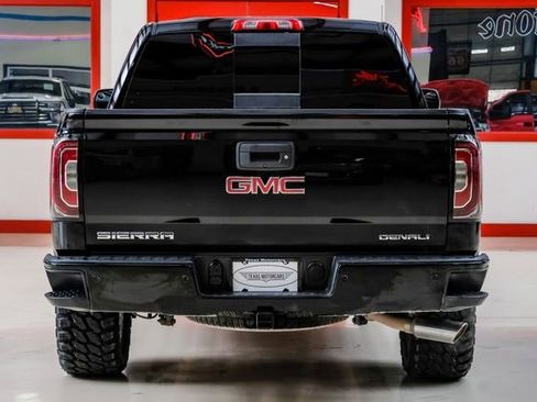 Used 2018 GMC Sierra 1500 Denali image 10