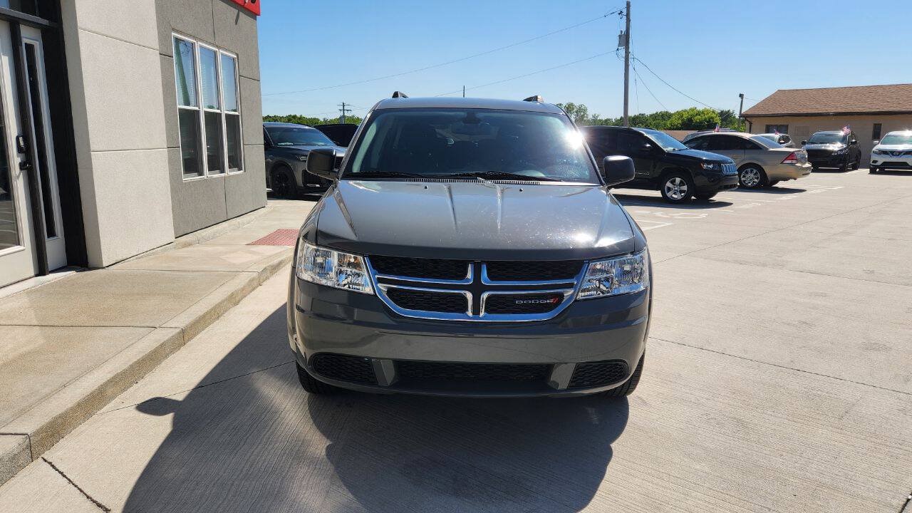 Used 2019 Dodge Journey SE FWD image 9