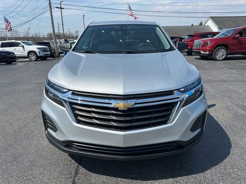 Used 2022 Chevrolet Equinox LS w/ LS Convenience Package image 3