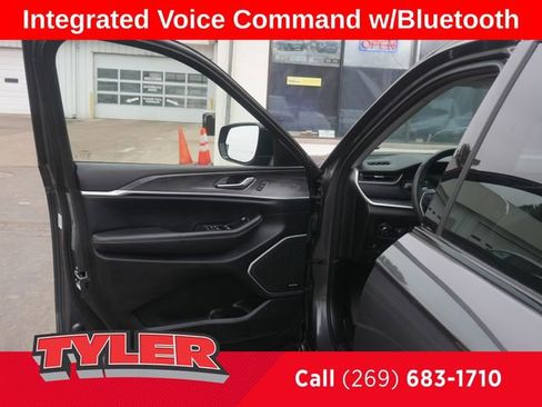 Used 2021 Jeep Grand Cherokee L Limited image 23