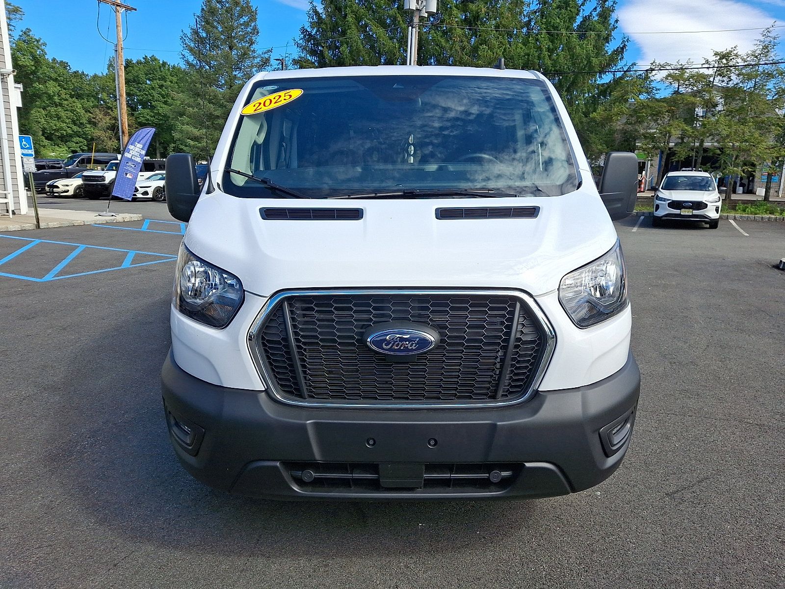 Used 2025 Ford Transit 250 Low Roof w/ Exterior Upgrade Package RWD image 2