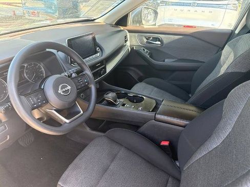 Certified 2023 Nissan Rogue SV FWD image 9