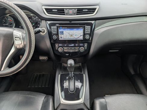 Used 2015 Nissan Rogue SL w/ SL Premium Package FWD image 7