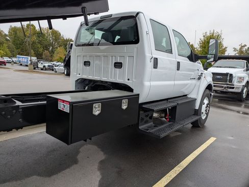 New 2026 Ford F750 2WD Crew Cab Super Duty image 34