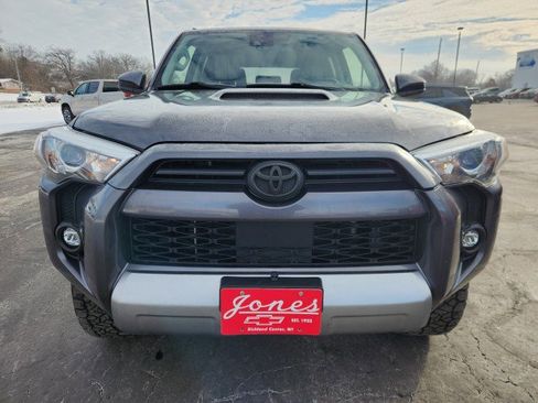 Used 2022 Toyota 4Runner TRD Off-Road image 8