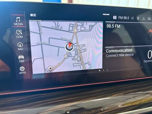 Used 2020 BMW M550i xDrive w/ Premium Package AWD/4WD image 22