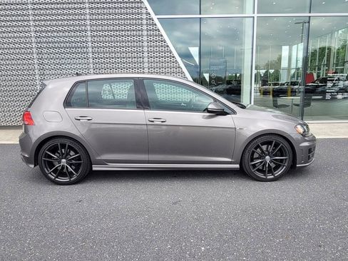 Used 2017 Volkswagen Golf R 4-Door AWD/4WD image 3