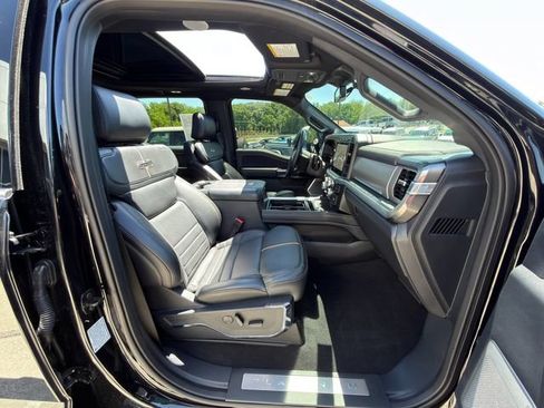 Used 2024 Ford F450 Platinum w/ FX4 Off-Road Package AWD/4WD image 10