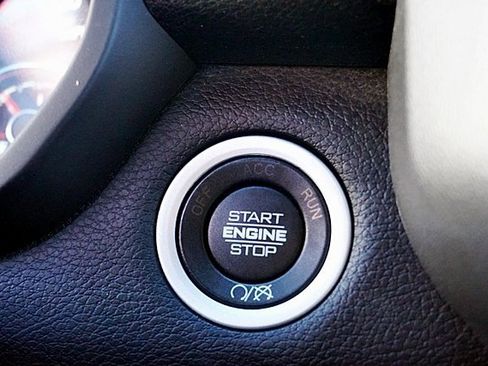 Used 2024 RAM 2500 Big Horn image 31