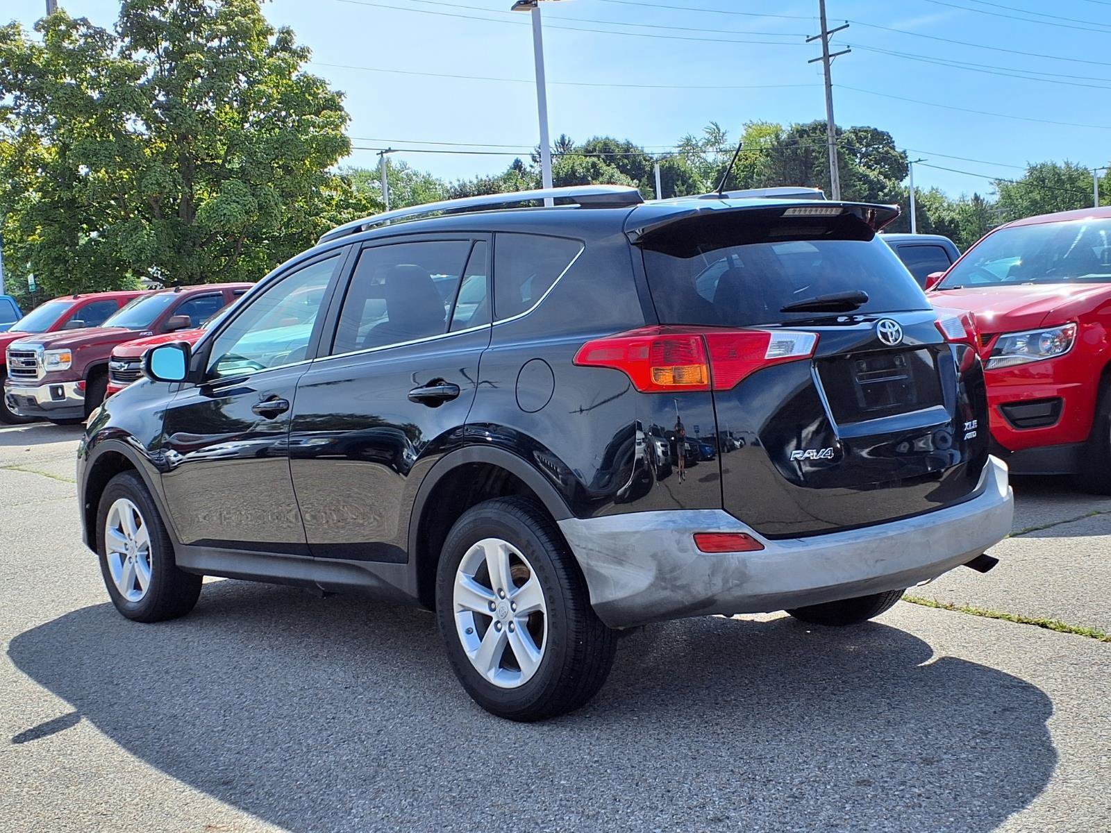 Used 2013 Toyota RAV4 XLE AWD/4WD image 7