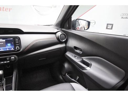 Certified 2023 Nissan Kicks SR w/ SR Premium Package image 8