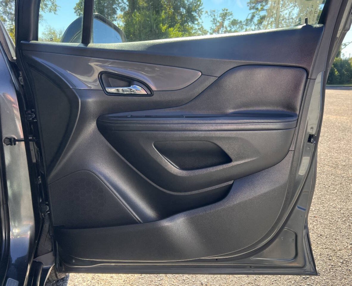 Used 2018 Buick Encore Essence FWD image 16