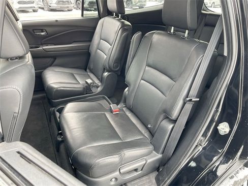 Used 2020 Honda Pilot Touring image 25