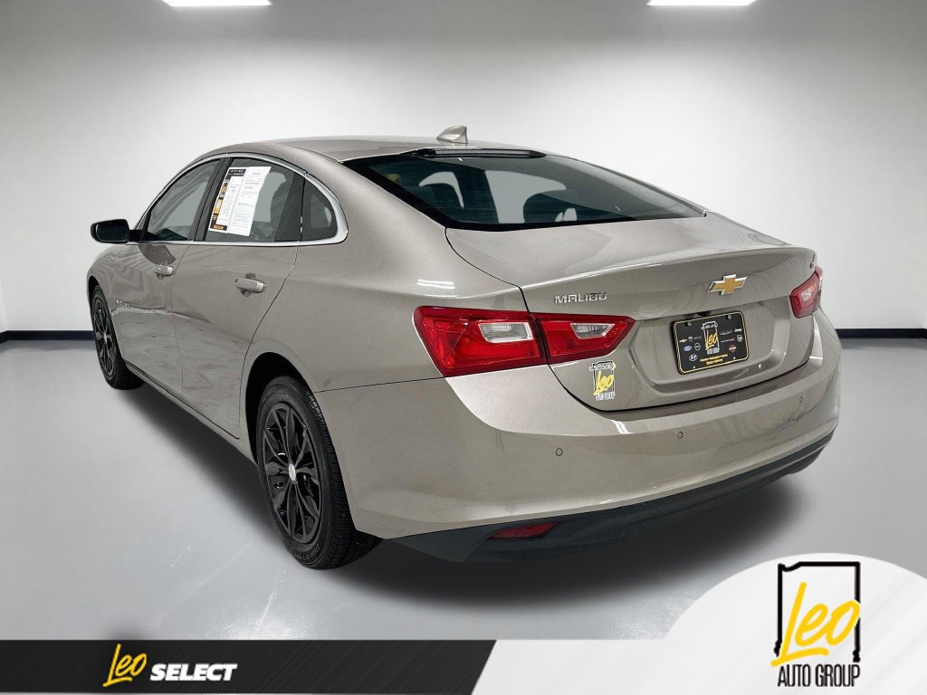 Used 2025 Chevrolet Malibu LT FWD image 9
