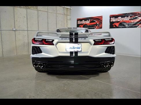 Used 2023 Chevrolet Corvette Stingray Coupe w/ Z51 Performance Package RWD image 7
