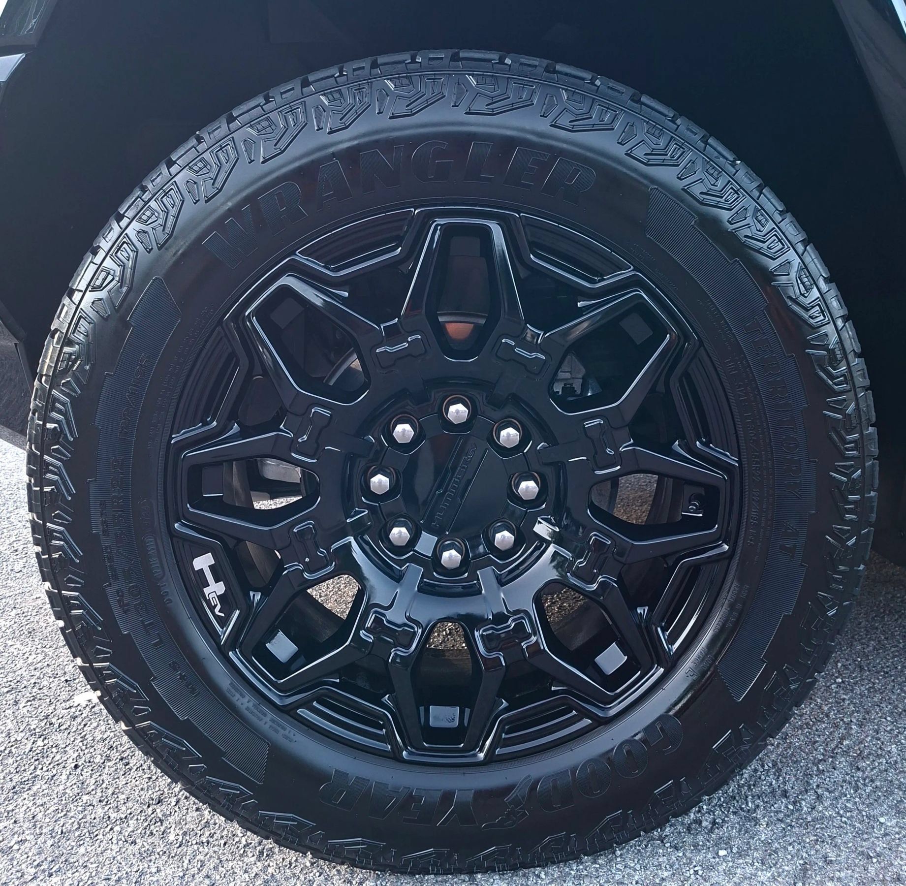 Used 2025 GMC Hummer EV 2X AWD/4WD image 38