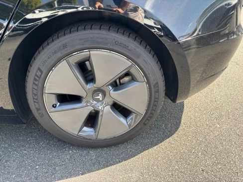 Used 2023 Tesla Model 3 Standard Range RWD image 12