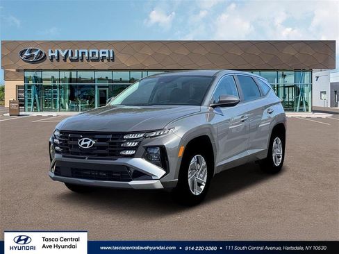 New 2026 Hyundai Tucson Blue SE image 1