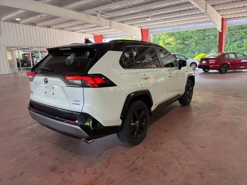 Used 2020 Toyota RAV4 XSE w/ XSE Grade Weather Package AWD/4WD image 9