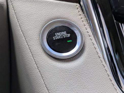 Used 2015 Cadillac Escalade ESV Premium AWD/4WD image 28
