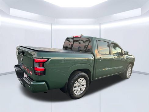 Used 2023 Nissan Frontier SV w/ SV Convenience Package RWD image 5