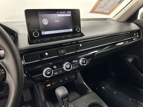 Certified 2025 Honda Civic LX image 27