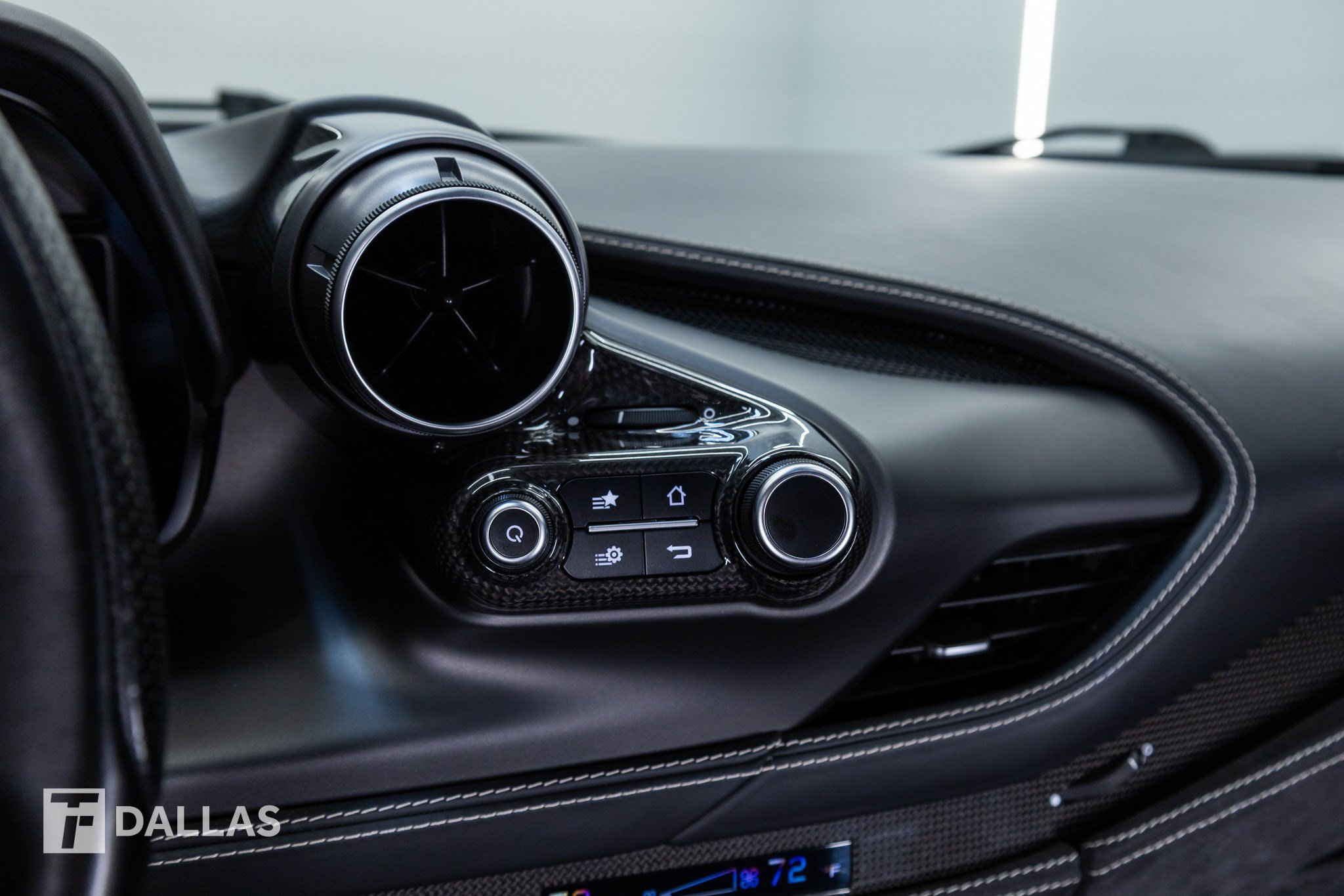 Used 2020 Ferrari F8 Tributo RWD image 37
