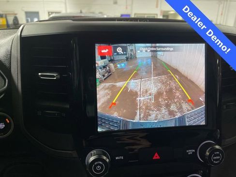 New 2026 RAM 2500 Tradesman w/ Chrome Appearance Group AWD/4WD image 17