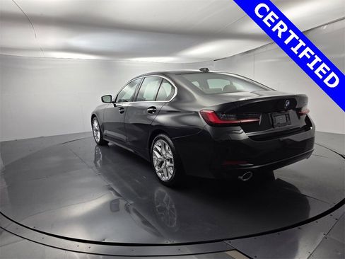 Certified 2025 BMW 330i Sedan w/ Convenience Package image 6